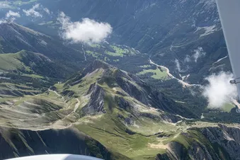 Traumhafter Panoramaflug zur Zugspitze und den Alpennordrand