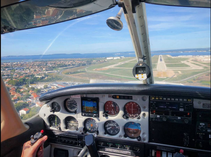 Décollage depuis l'aéroport Marseille Provence