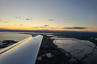 Balade Aérienne en Camargue : Entre Sables et Sels