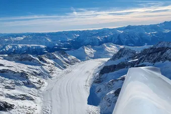 Rundflug ab Basel zum Eiger, Mönch und Jungfraujoch