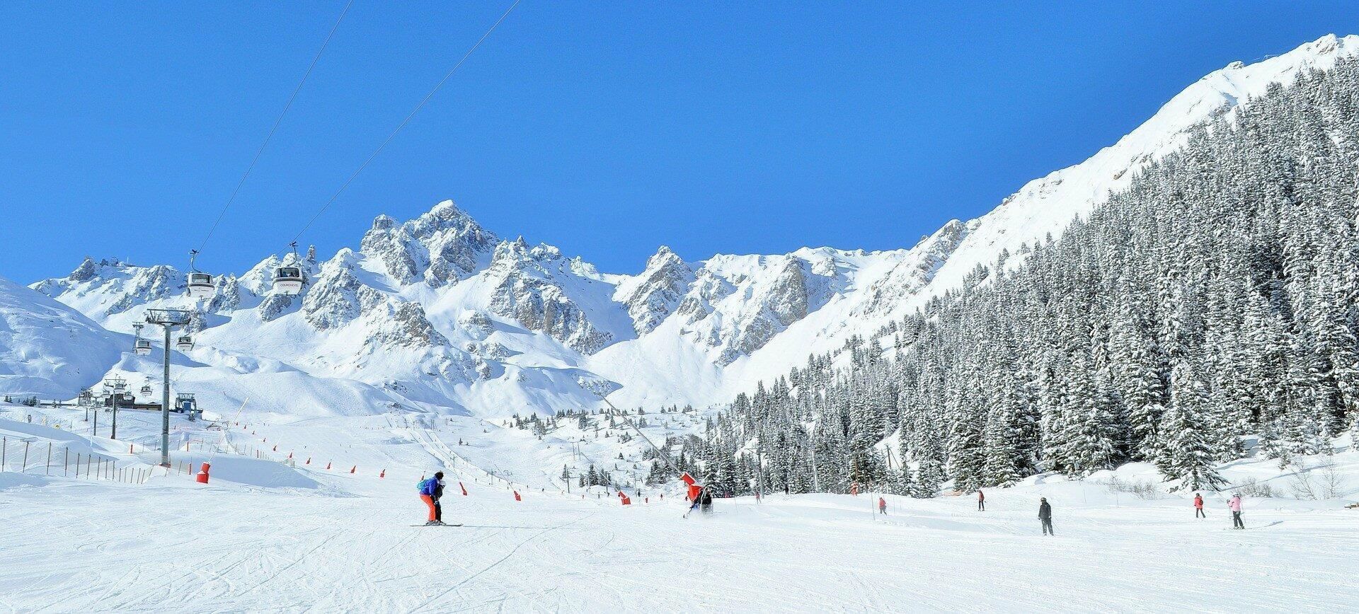 Weekend Ski trip or summer holiday  to Courchevel Altiport