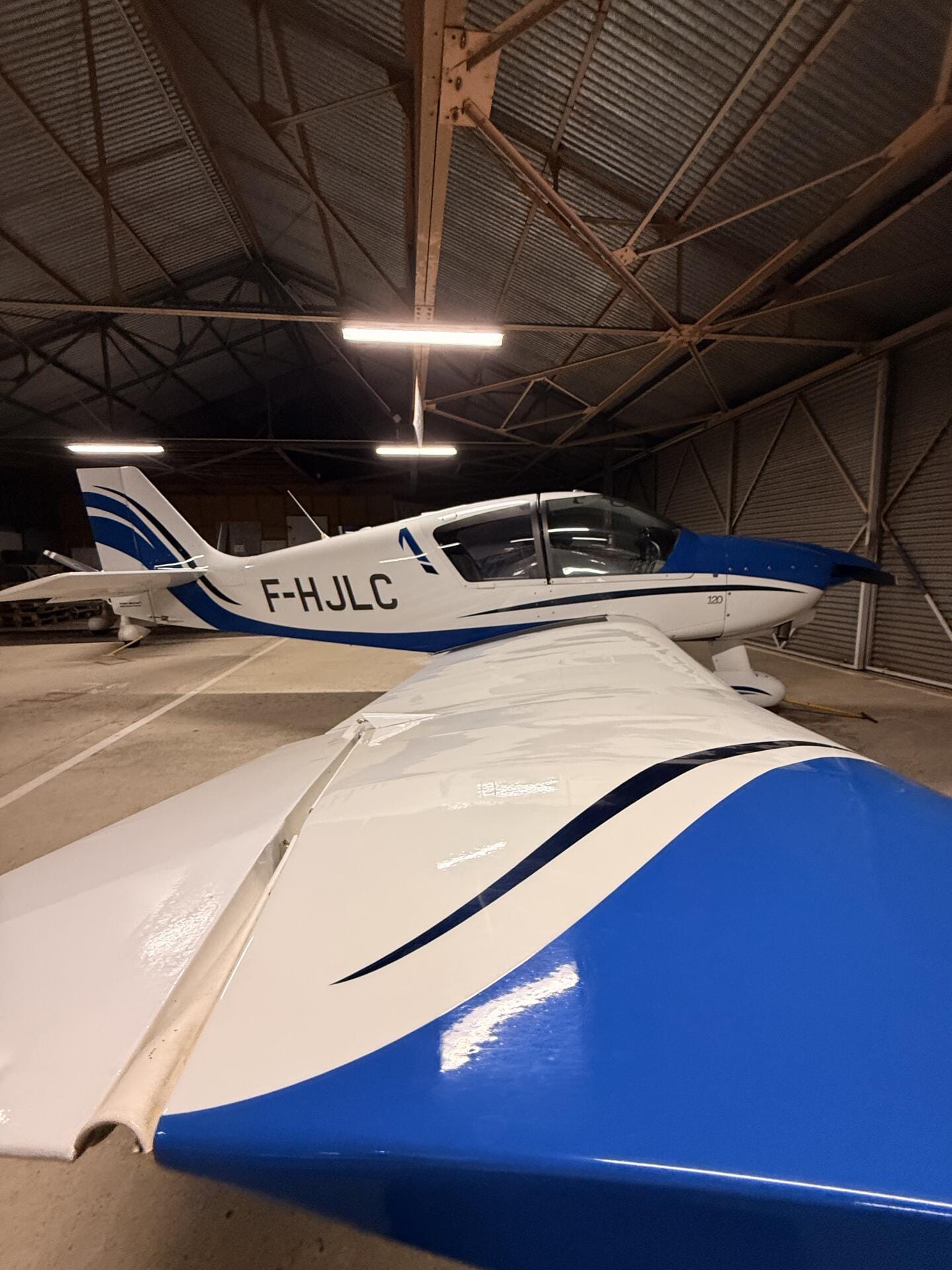 Robin DR400 - 120HP