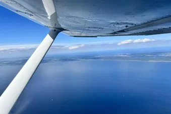 Ostseeflug nach Barth – Küstenzauber aus der Luft erleben!