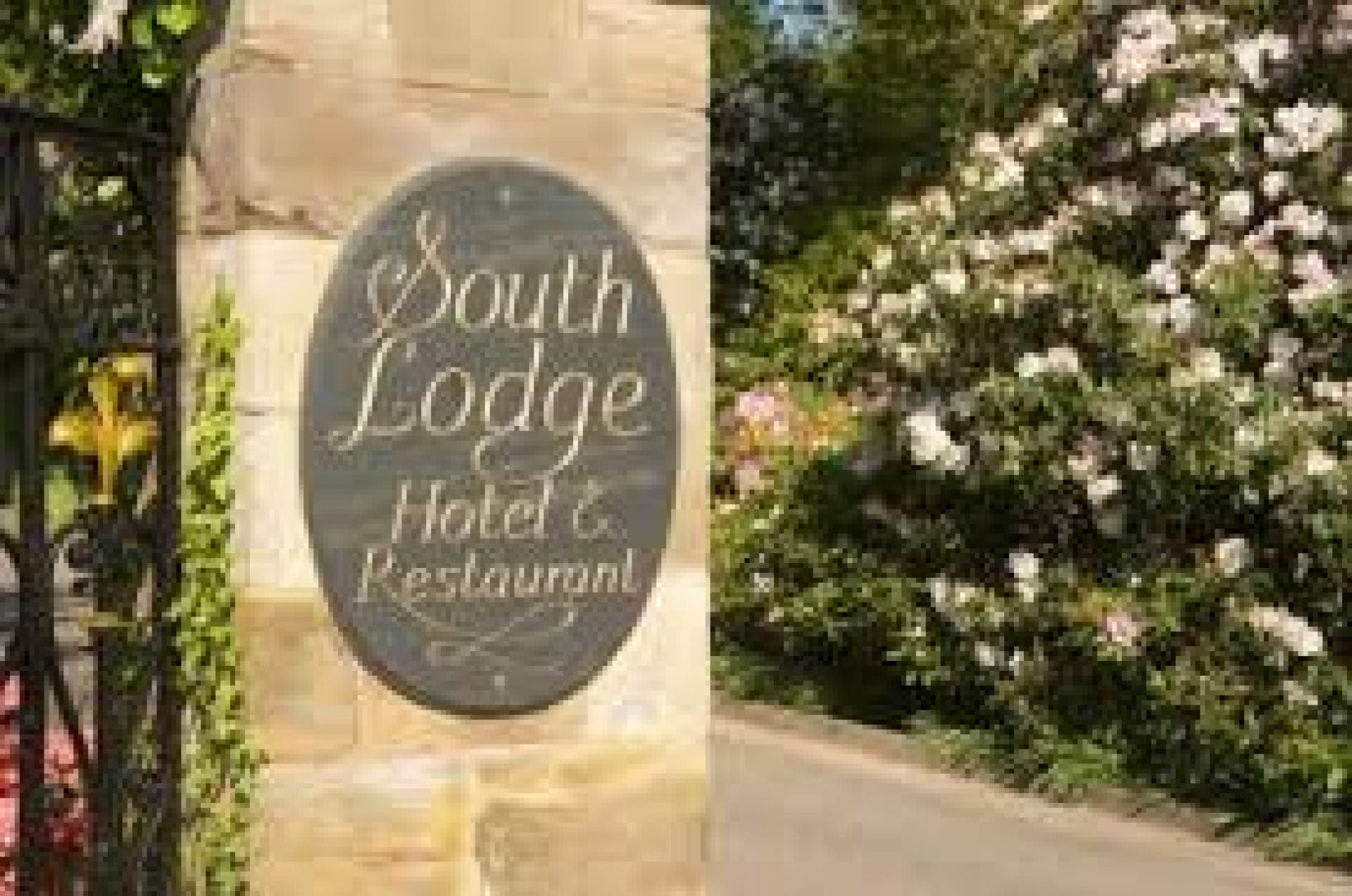 Helicopter flight to Exclusive South Lodge