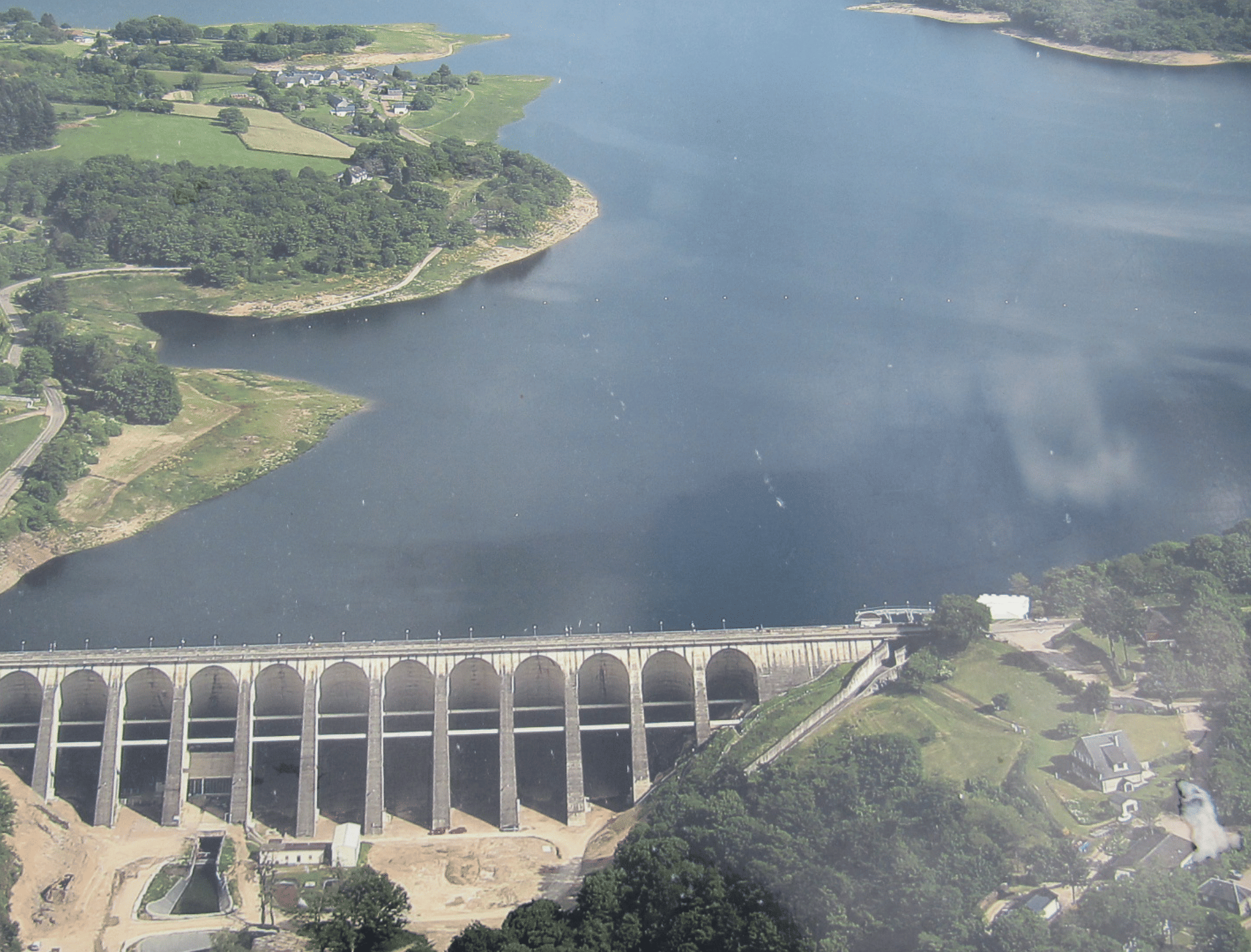 Pannecière-Chaumard