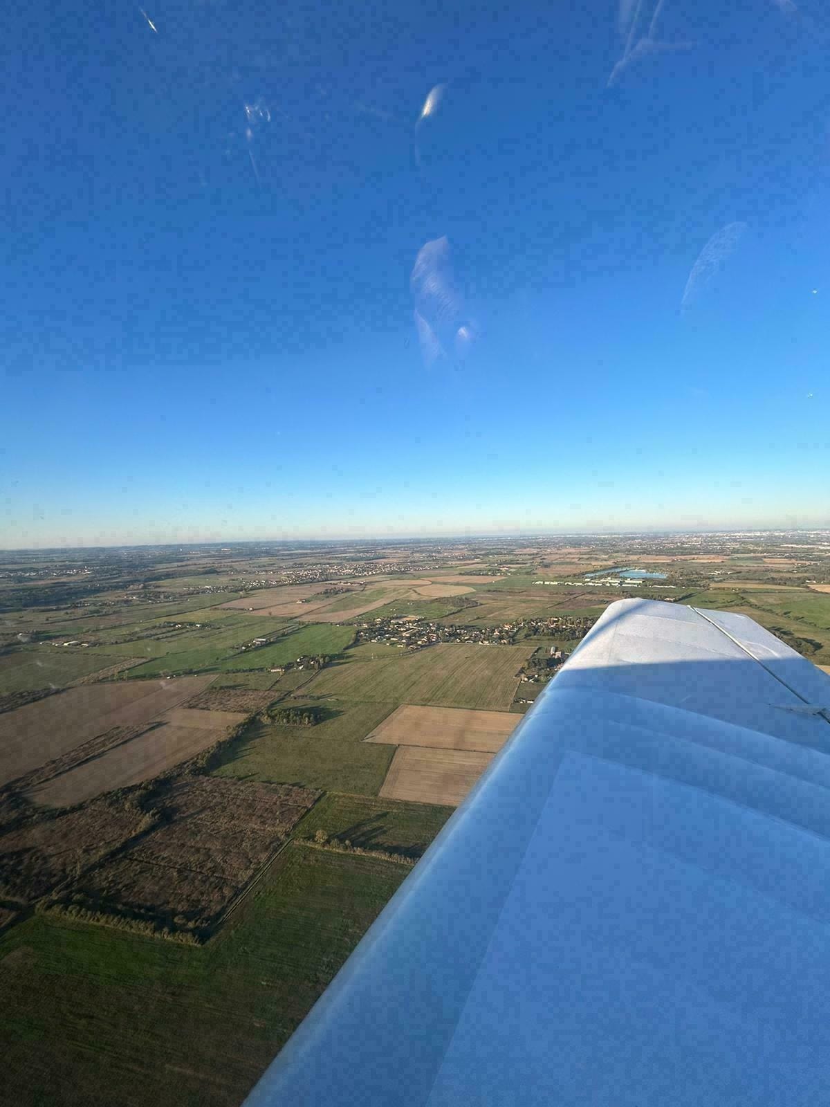 Envolez-vous pour une balade aérienne au sud de Muret