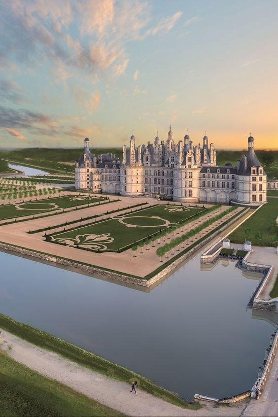 Balade aérienne : Châteaux de la Loire Est (2 passagers)