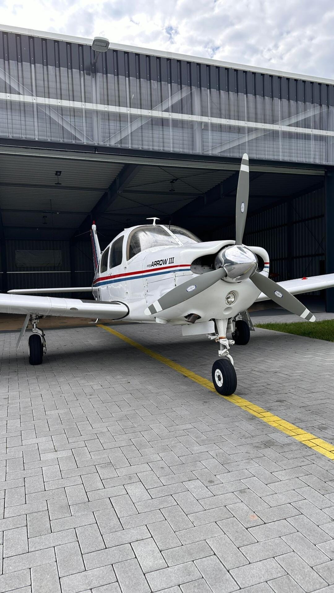 Piper PA28 Arrow III