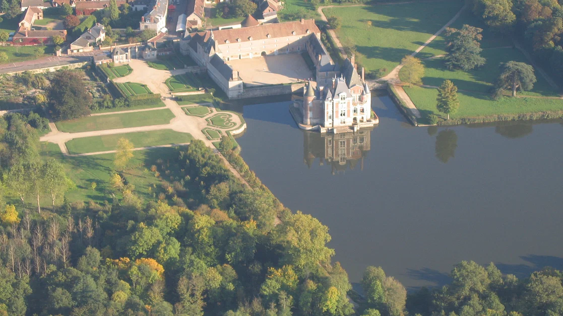 Chateaux de la Puisaye et val de Loire