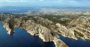 LES CALANQUES