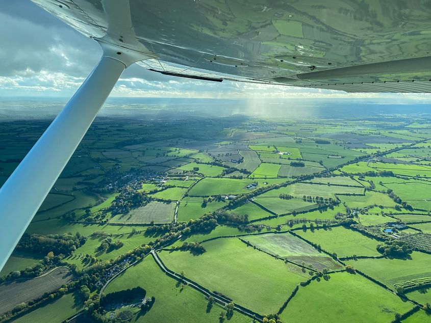 1 hour air experience flight over the Midlands