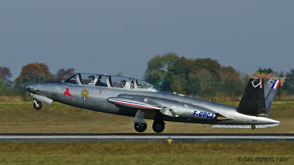 Baptême en Avion de Chasse à Paris-Beauvais - 60 min