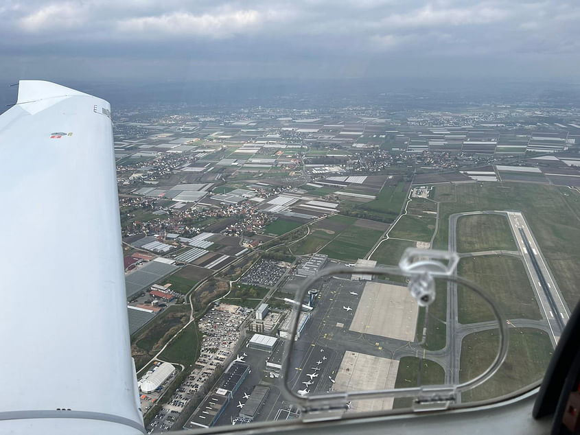 Flug von Aachen nach Bayern