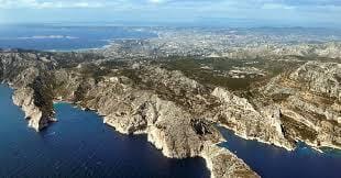 LES CALANQUES