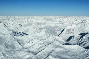 Exklusiver Rundflug über die Schweiz