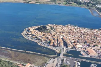Tour barberousse