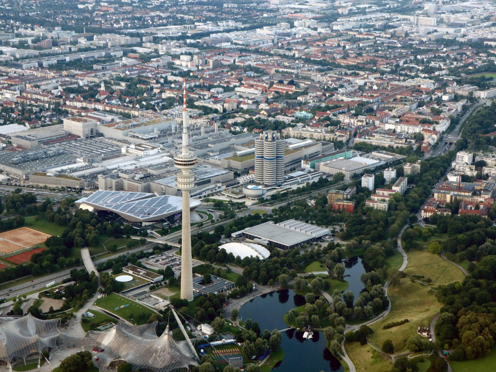 BMW und Olympia-Park
