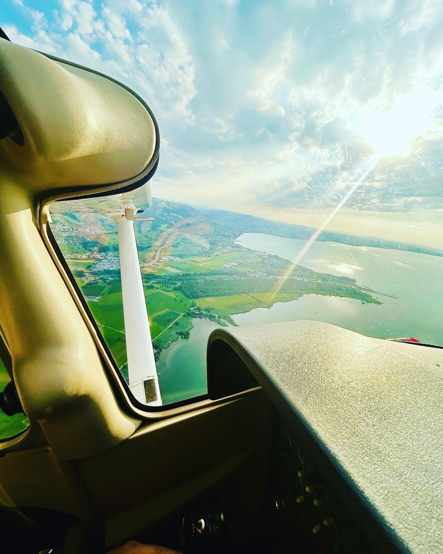 Exclusive Scenic Flight – Unforgettable Views from Above