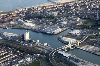 Suffolk coast. sightseeing trip from Lowestoft to Felixstowe