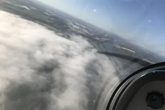 Survol de la Loire de Nantes à Ancenis