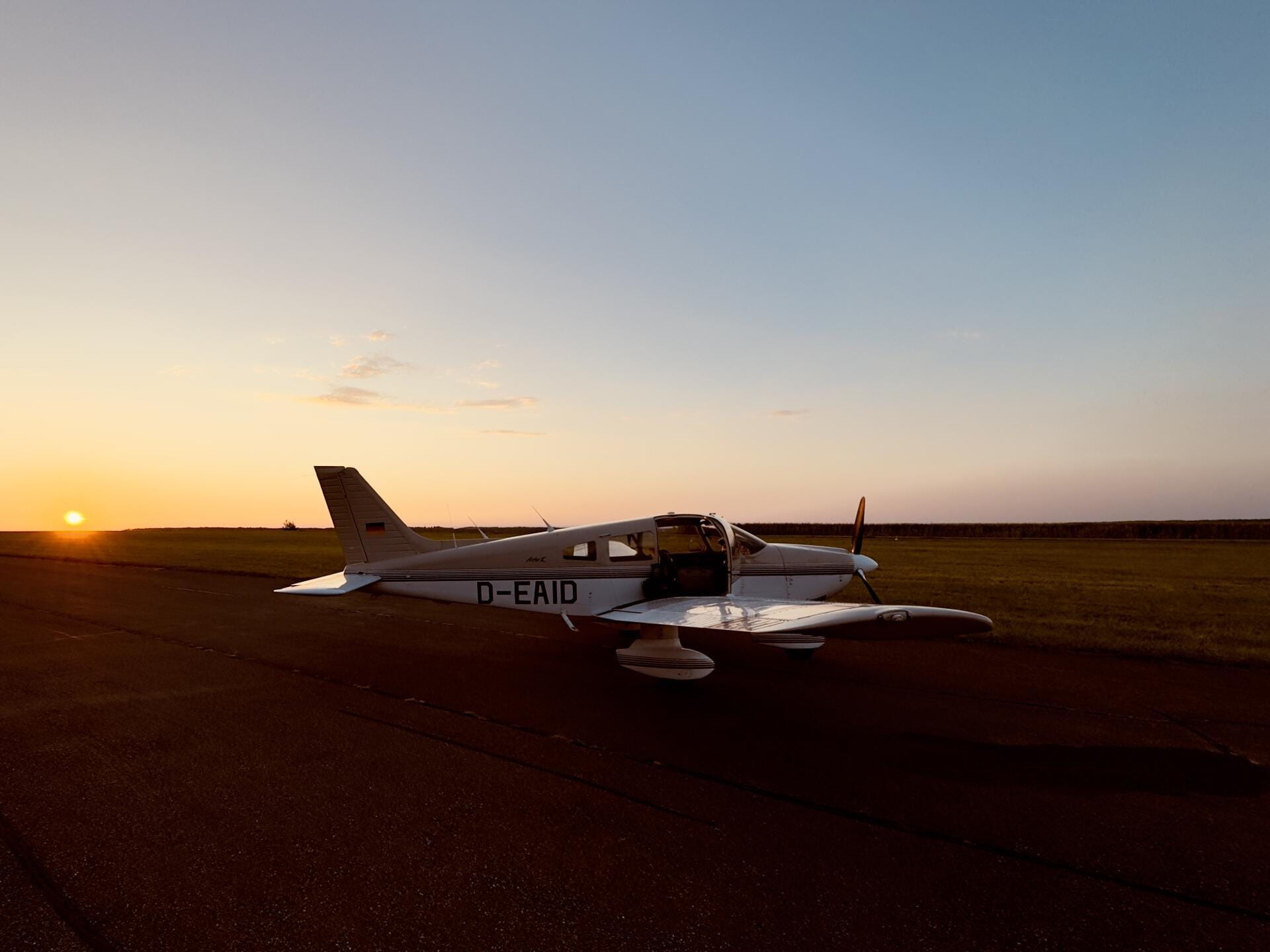 Gotik und Genuss: Tagesflug nach Bourges