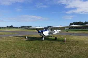 Sightseeing flight: freedom in the air from Sherburn
