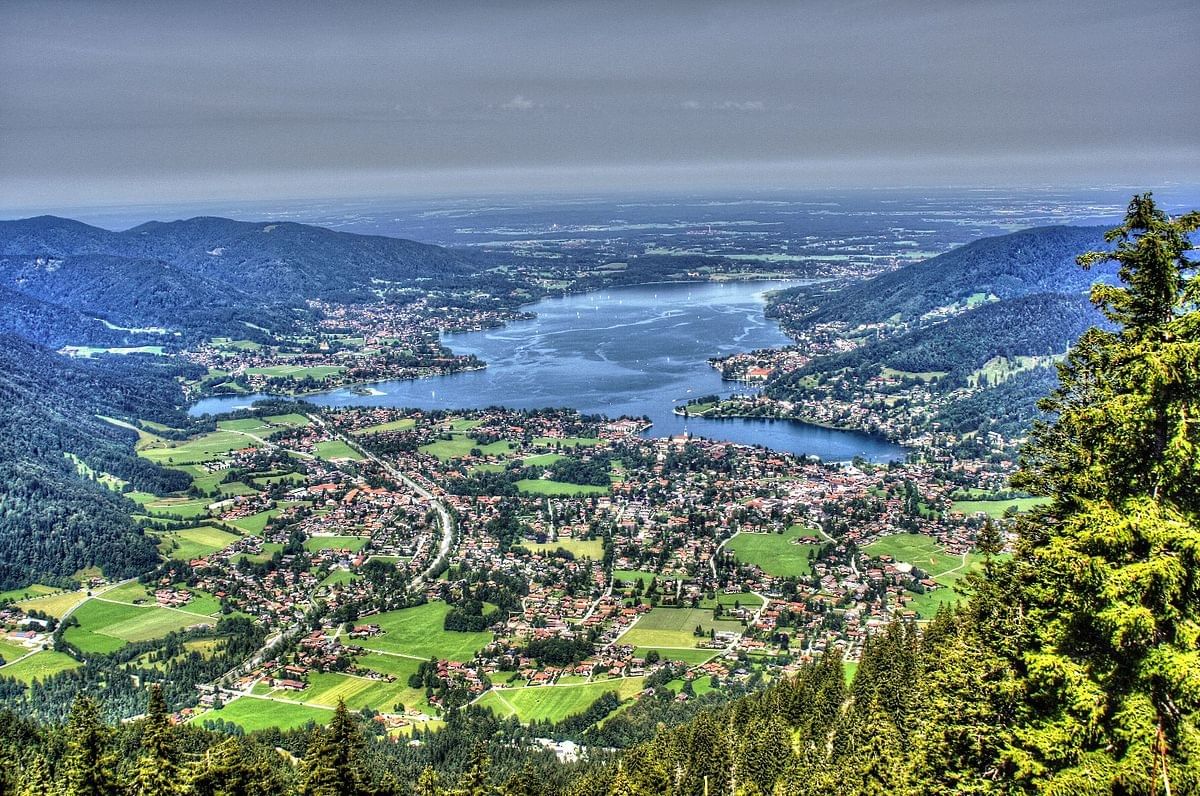 Alpenrundflug über Chiemsee Schliersee und Tegernsee