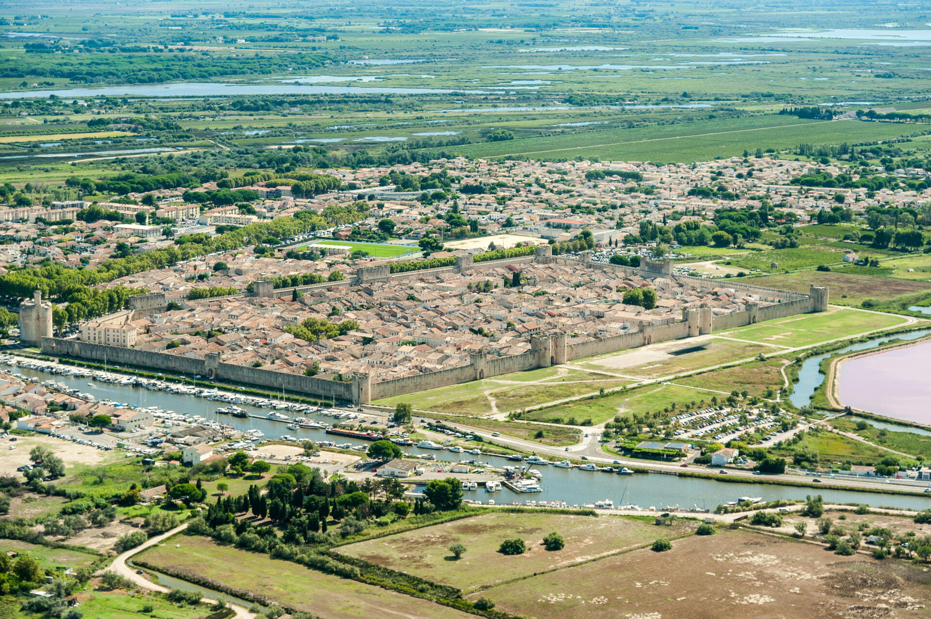 Vol Hélico - Aigues-Mortes, Salins du Midi - R44