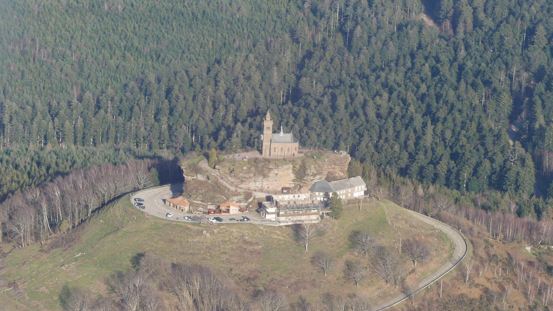Des Vosges à la Plaine d'Alsace avec survol du Rhin