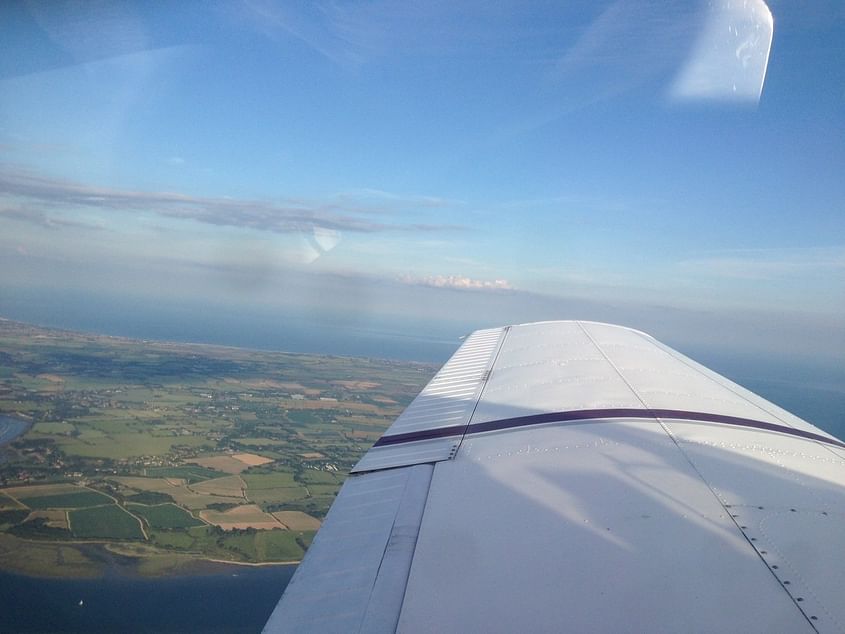 A Pleasure Flight Anti-clockwise Around The Isle of Wight