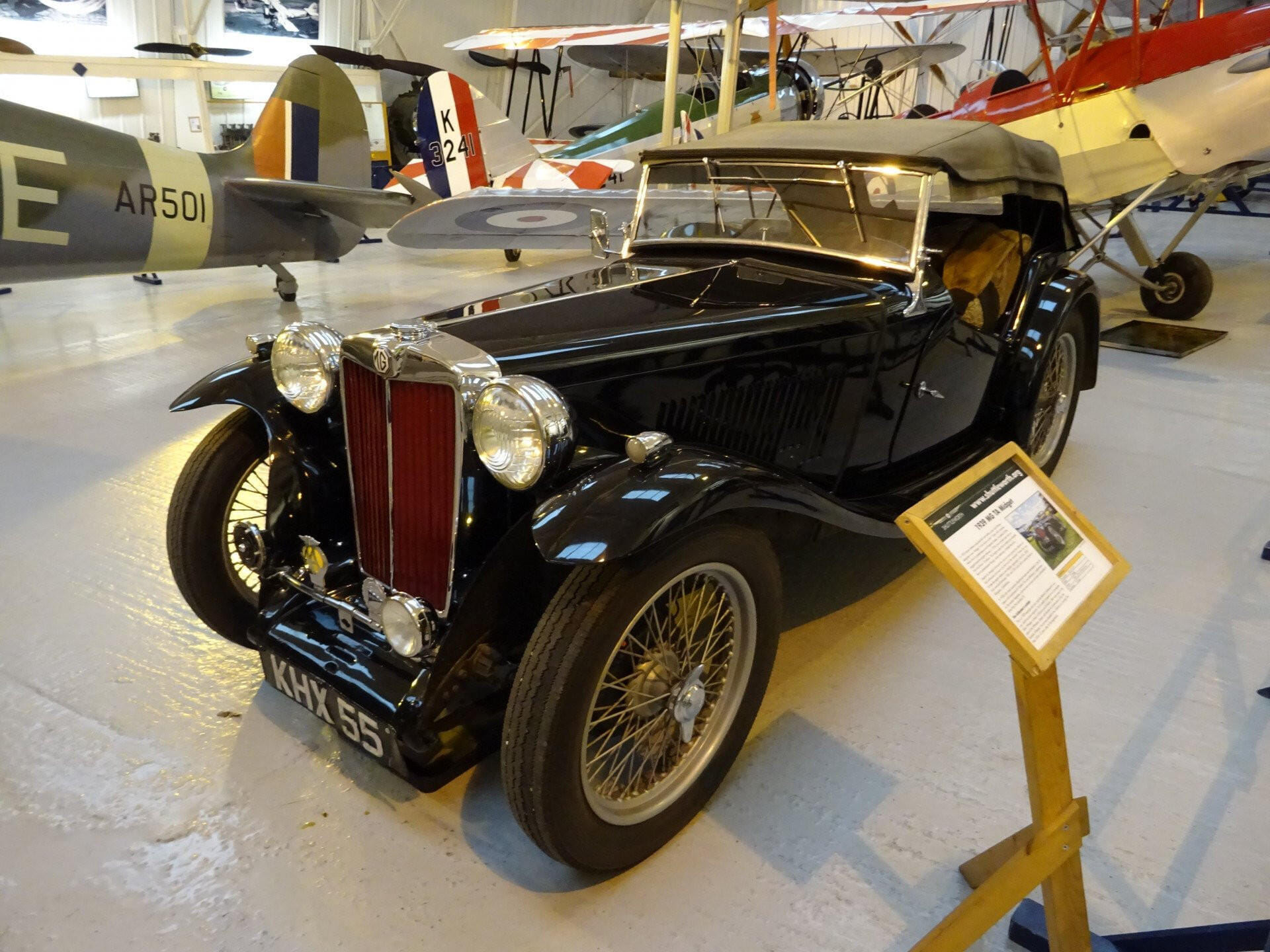 Visiting the Shuttleworth House and aircraft museum