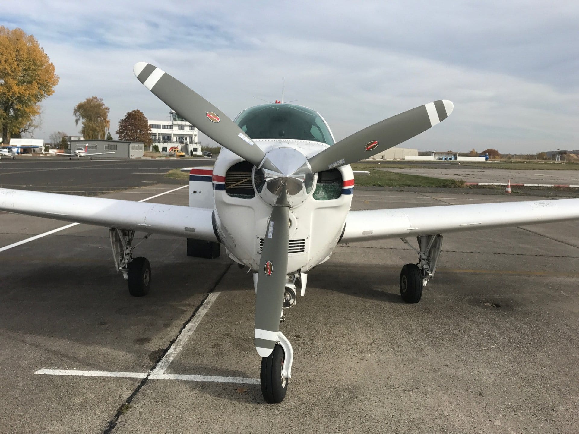 Beechcraft Bonanza F33A
