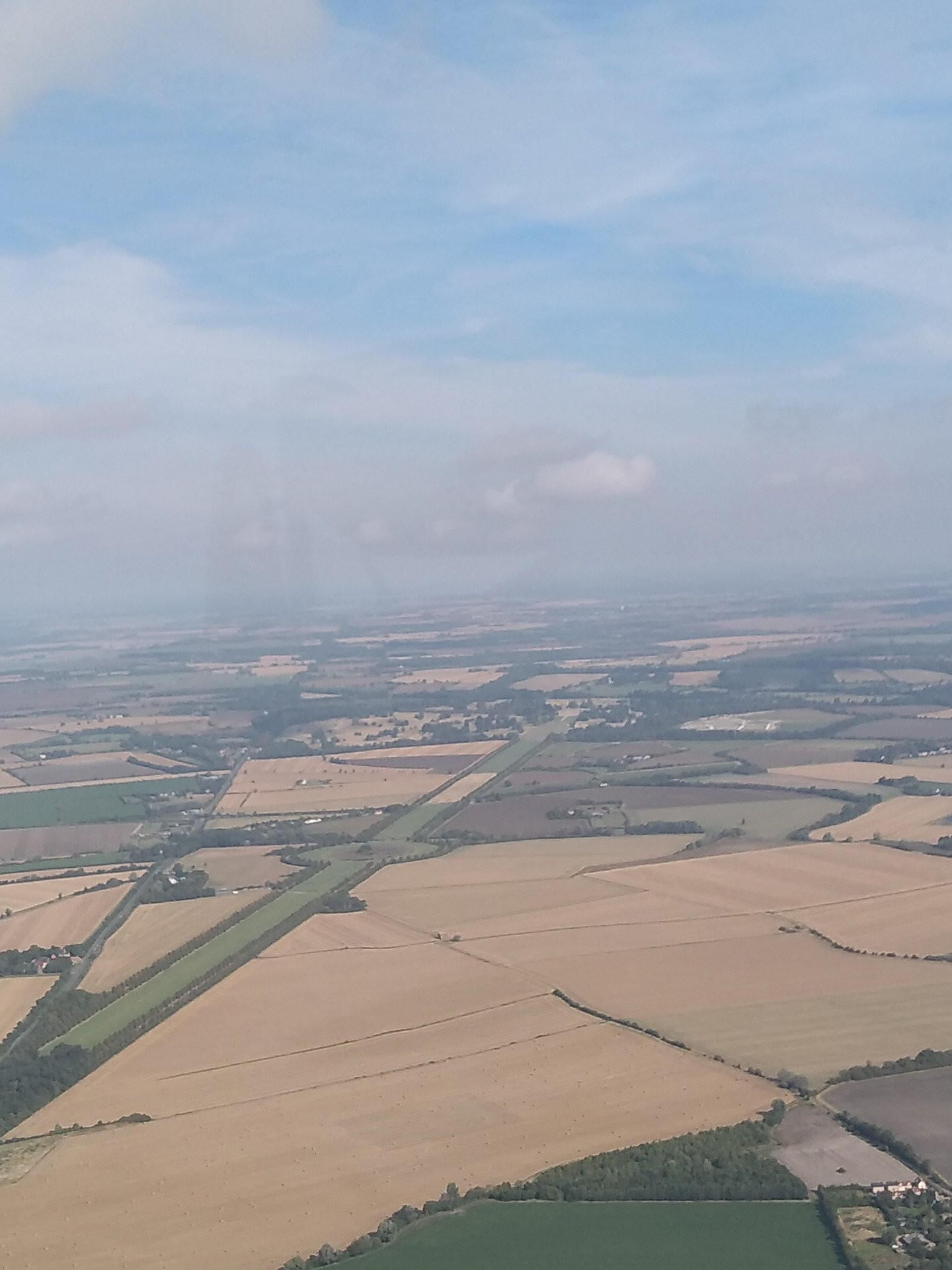 Sightseeing flying over Silverstone race circuit (1hr15)