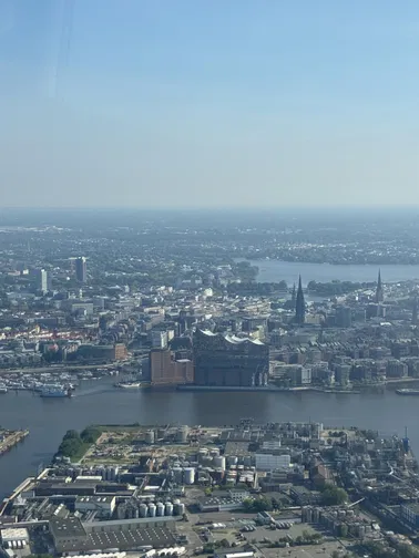 Rundflug über Hamburg inkl Innenstadt Hafencity