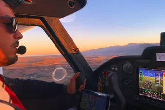 Admirez la plaine du Roussillon entre mer et montagnes