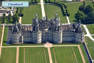 Châteaux de la Loire les + connus (minimum 2 passagers)