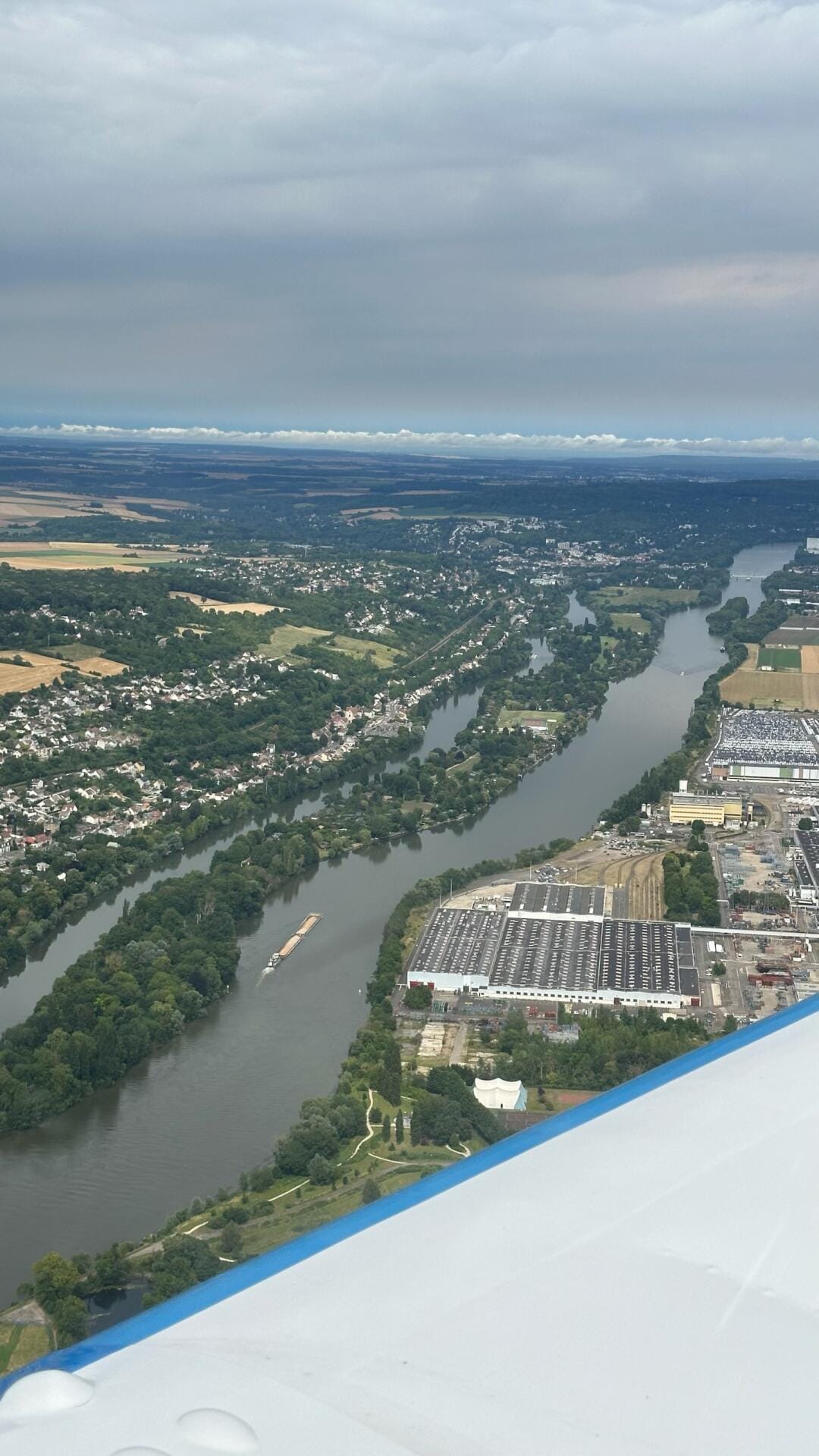 Paris en avion – Atterrissage à Toussus-le-Noble ✈️