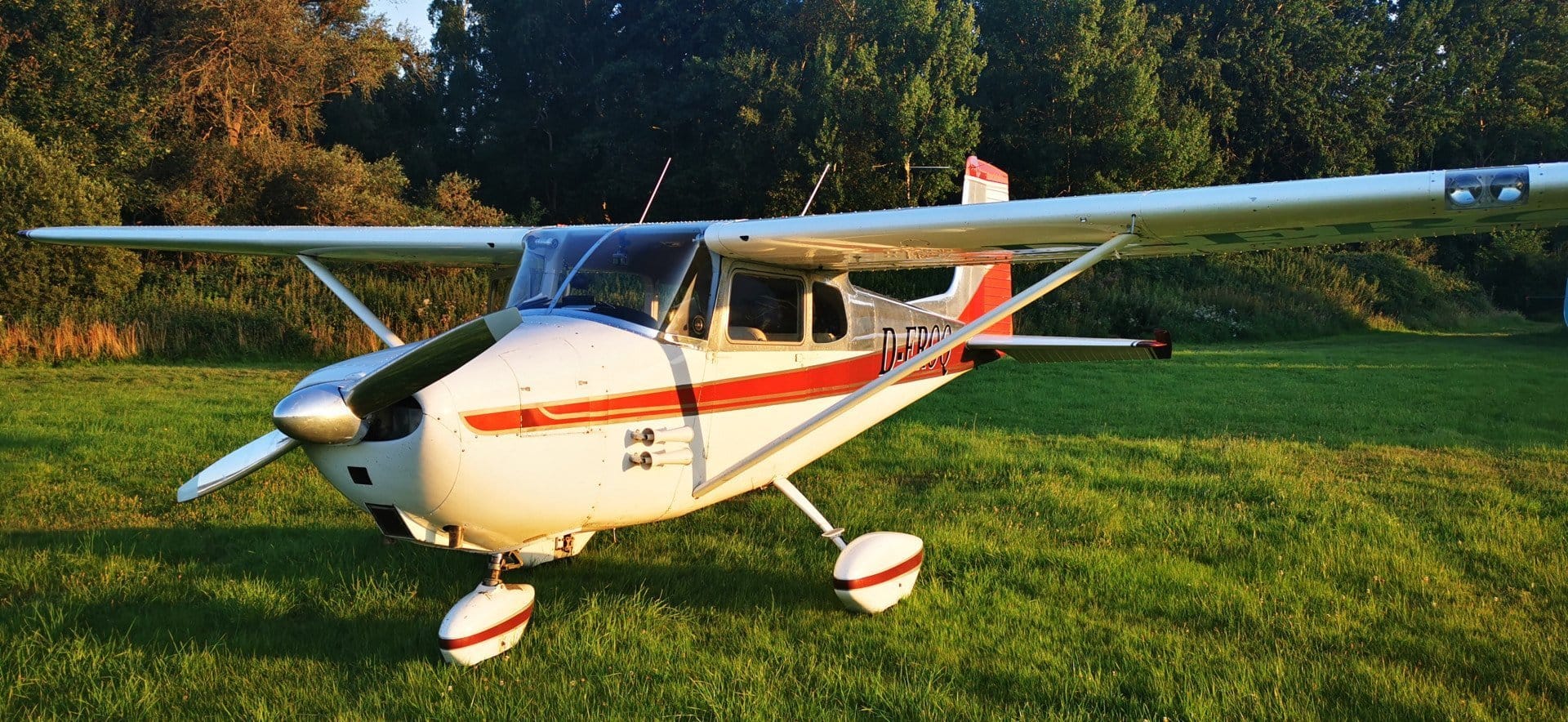 (Mittag) Essen in Schönhagen mit Überflug Potsdam