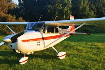 (Mittag) Essen in Schönhagen mit Überflug Potsdam