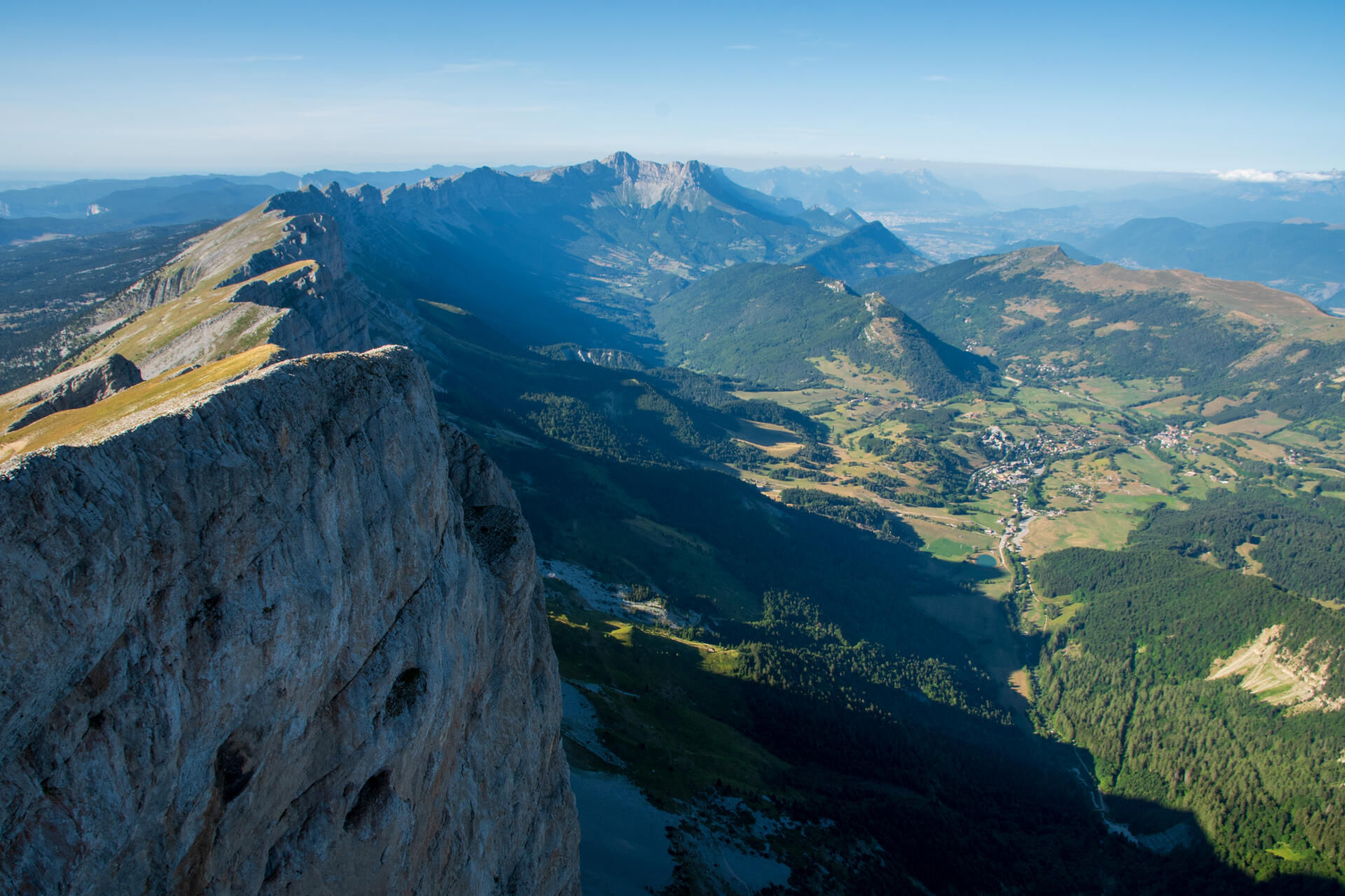On passera à coté des hauts plateaux du Vercors