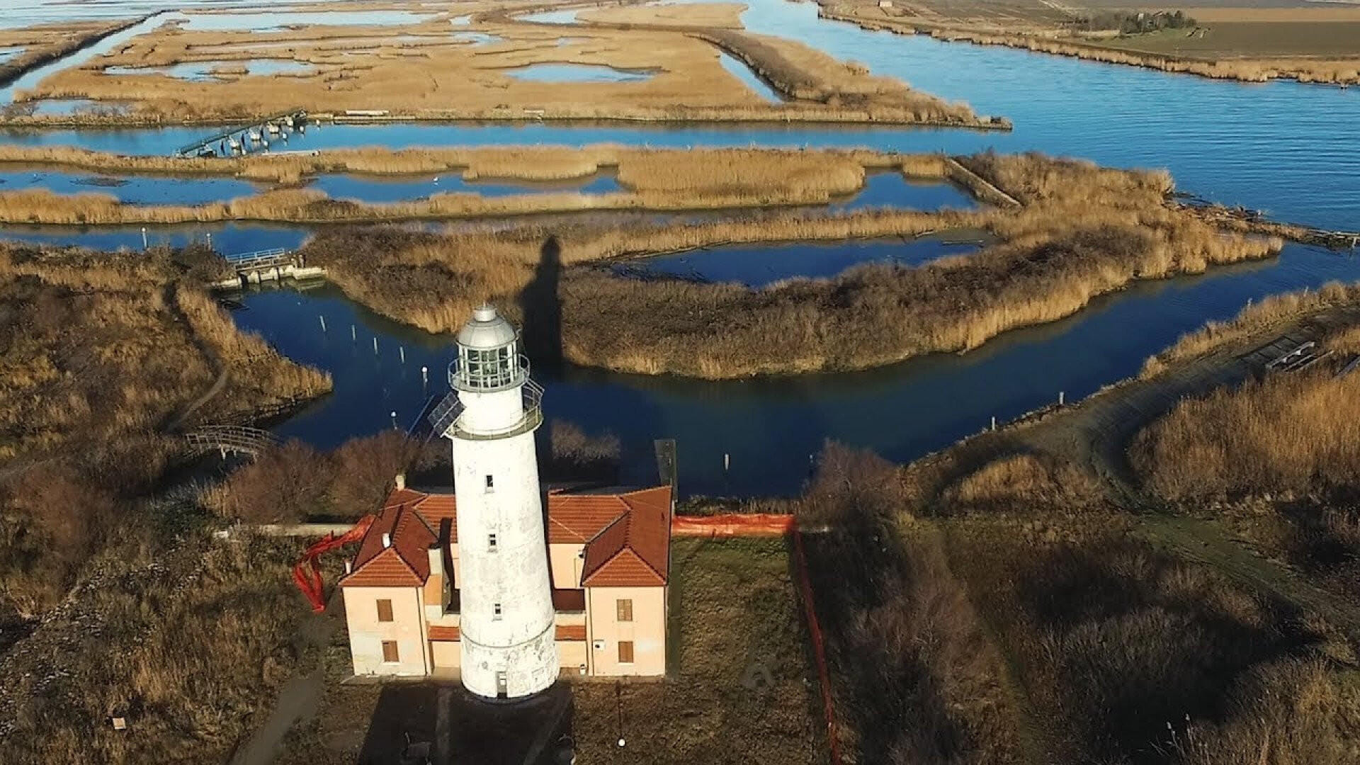 Flight along the Adriatic Coast to Venezia