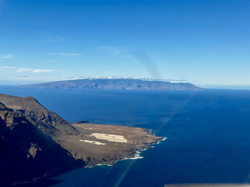 Sightseeing Flight around Tenerife and La Gomera