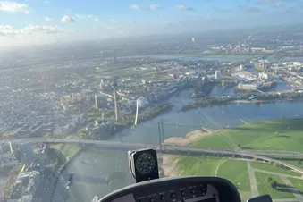 Adventure flight Niederrhein Düsseldorf Braunkohle in a helicopter
