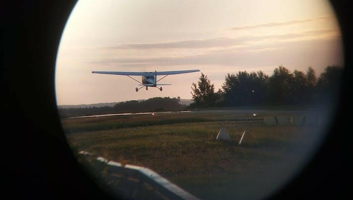 Unser Flugzeug nach einem Touch-and-Go