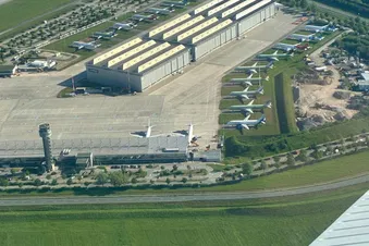 Planespotting: Hamburg Airport & Airbus Finkenwerder