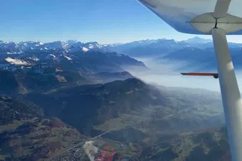 Vol personnalisé - Offrez une vue unique du ciel ! ✈️
