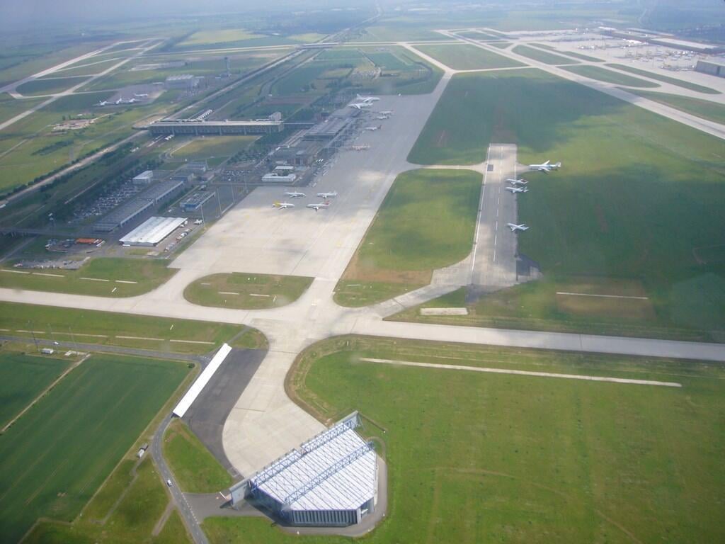 Flughafen Leipzig, Vorfeld Süd