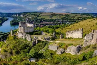 Survol des châteaux de la Seine et du Vexin