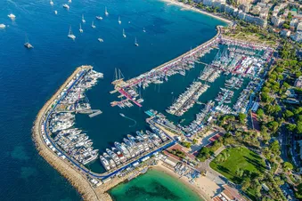 Saint-Tropez en hélicoptère - Vol privé - AS350