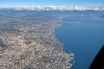 Blick auf Lausanne und den Genfersee